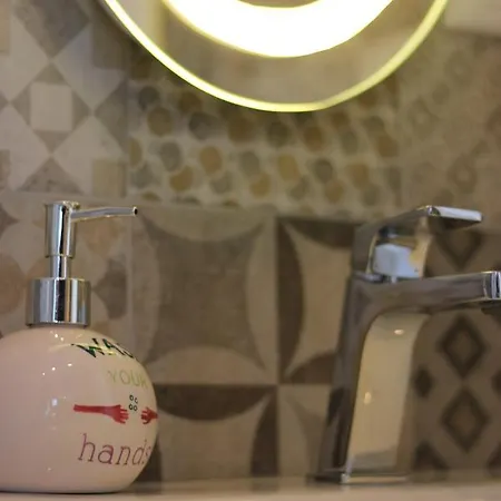 Odeon B&B 오르토나