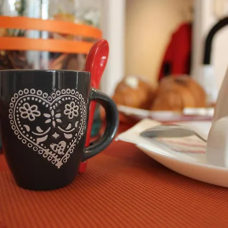 Odeon Bed & Breakfast 3*