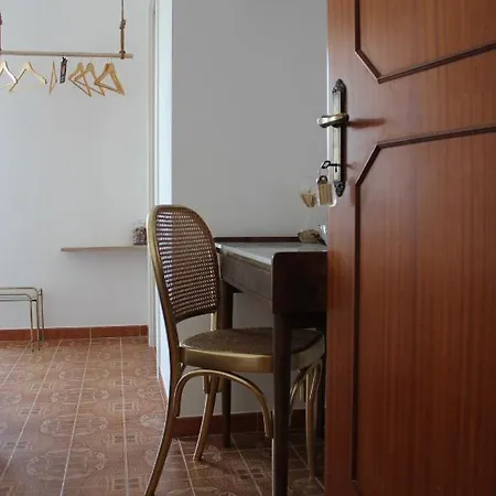 Odeon Bed and breakfast 3*